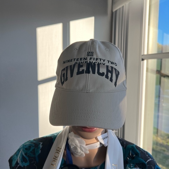 GIVENCHY  Logo Cotton Baseball Cap Grey Beige - Picture 9 of 14